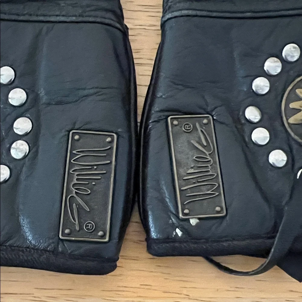 Harley-Davidson Willie® Black Leather Studded Fringe Gloves Vintage 0326261